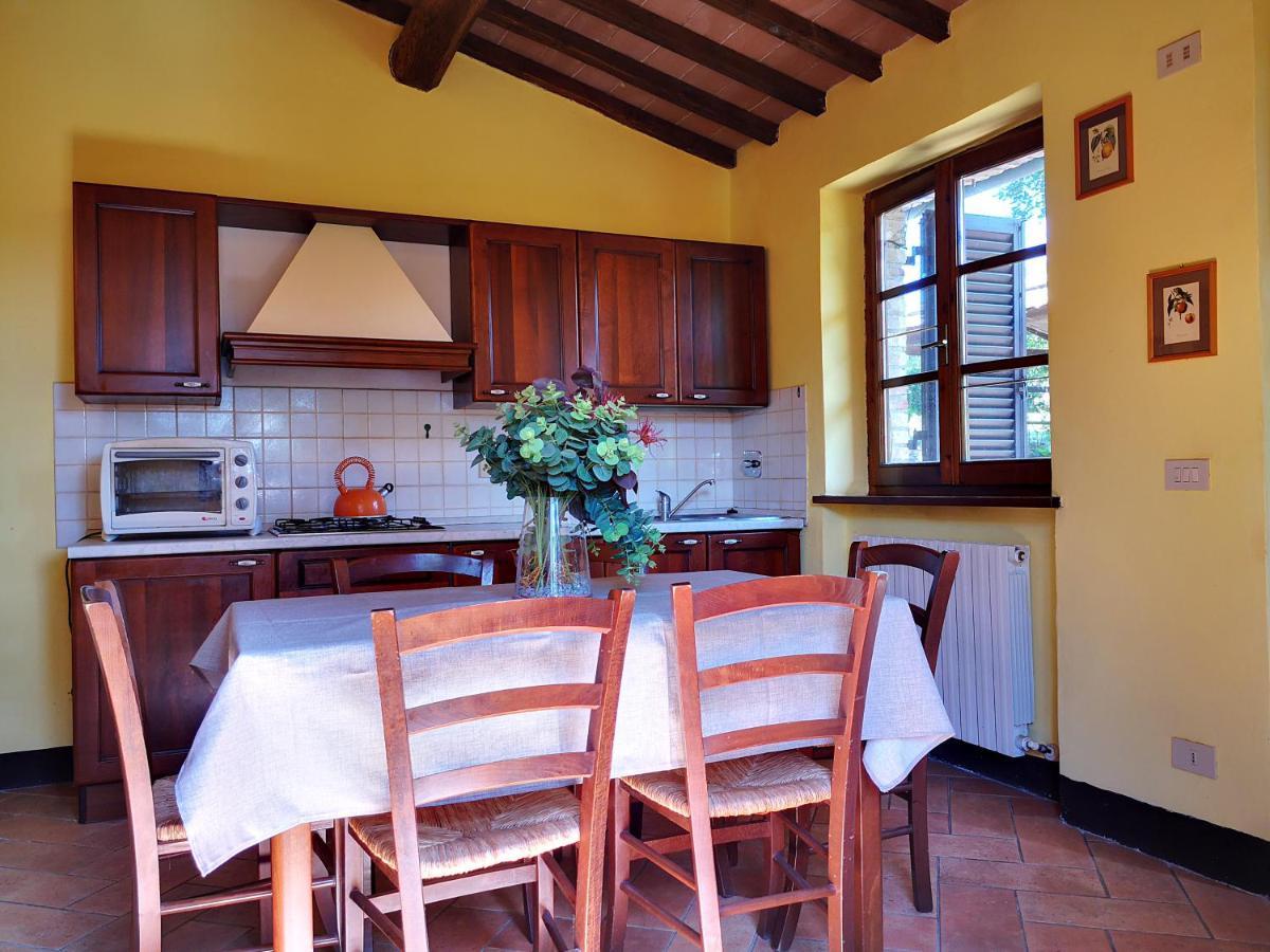 Agriturismo Grecinella Casole dʼElsa Szoba fotó